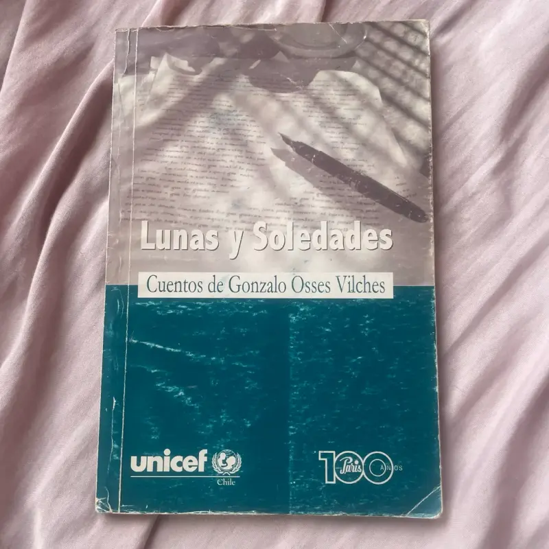 Libro 'Lunas y Soledades' de Gonzalo Osses Vilches - 1
