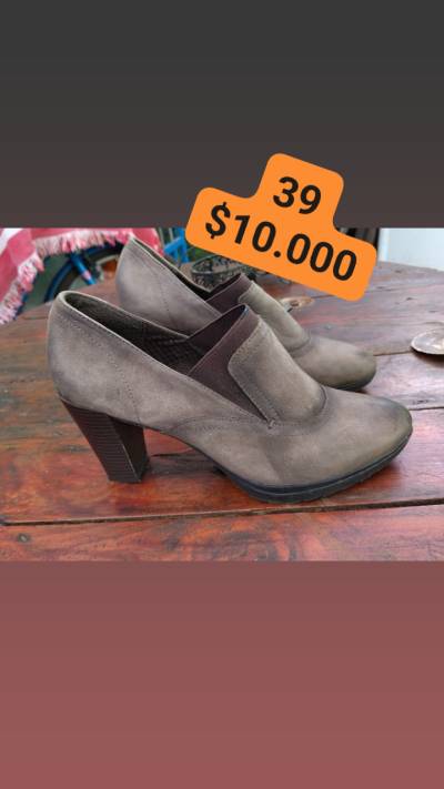 Zapatos de Tacón Alto en Varios Colores - miniatura 6