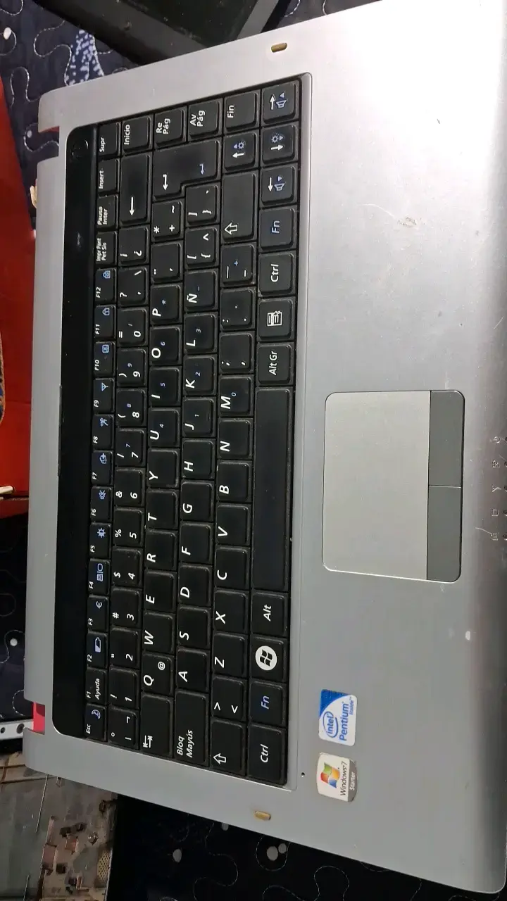 Teclado para laptop con panel táctil - 4