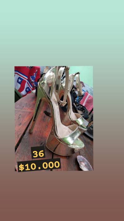 Zapatos de Tacón Negro con Detalles Talla 41 - miniatura 6