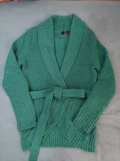 Cardigan verde de punto con cinturón H&M - miniatura 1