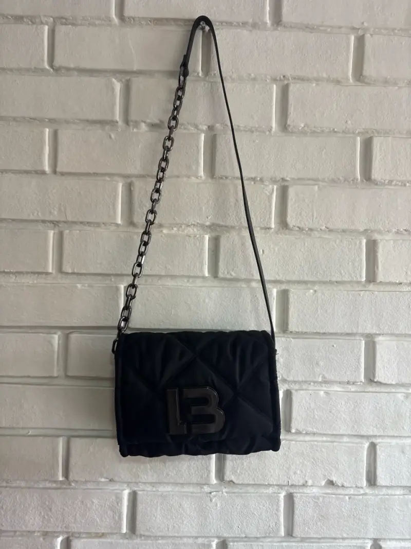 Bolso Crossbody Bimba Y Lola Acolchado Negro - 1