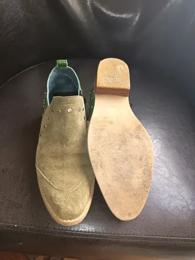 Botines de cuero verde con tachas para mujer - miniatura 3