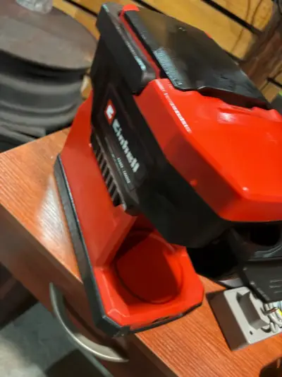 Cafetera Einhell roja con cargador y batería - miniatura 1