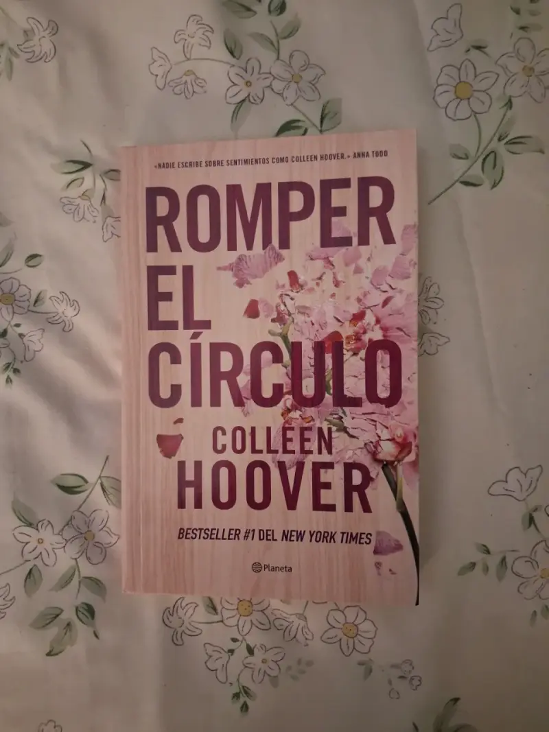 Libro 'Romper el Círculo' de Colleen Hoover