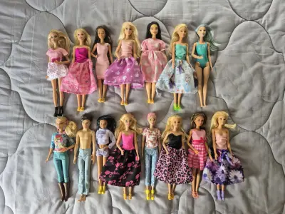 s Barbies - miniatura 1