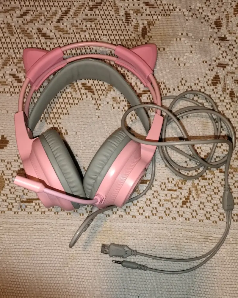 Audífonos gamer con orejas de gato rosa - 1