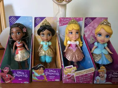 Muñecas Disney Princesas Mini Articuladas - miniatura 1