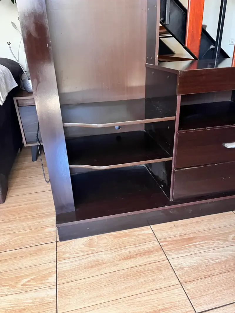 Mueble de Entretenimiento de Madera Oscura - 2