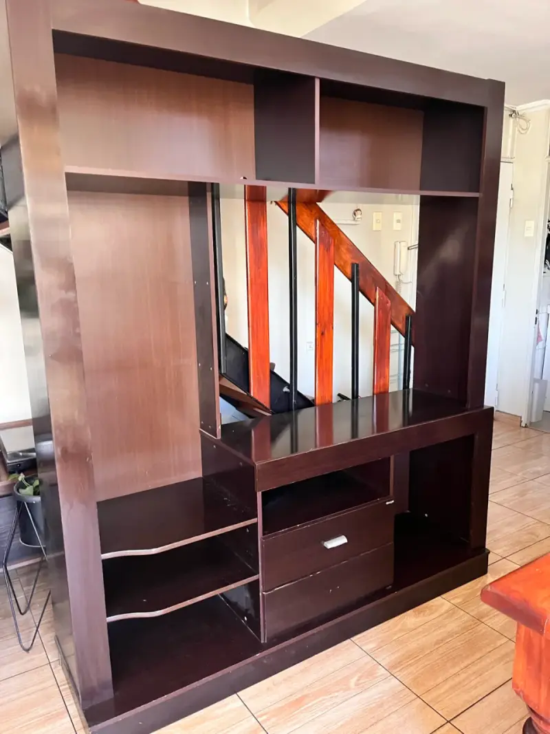 Mueble de Entretenimiento de Madera Oscura - 5