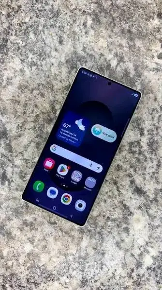 S25 ultra sin lápiz - 1