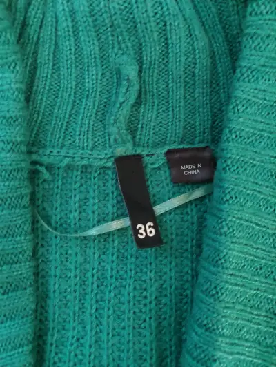 Cardigan verde de punto con cinturón H&M - miniatura 2