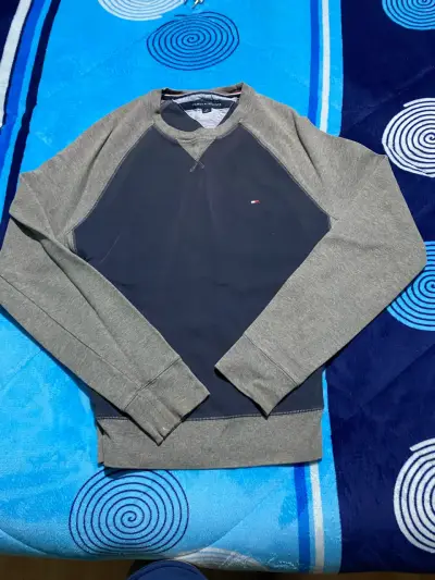Polerón Tommy Hilfiger gris y azul para hombre - miniatura 1