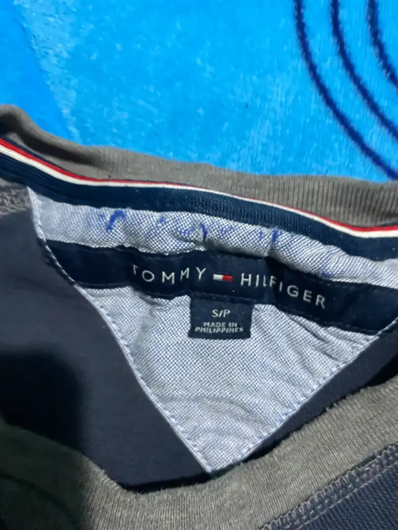 Polerón Tommy Hilfiger gris y azul para hombre - 2