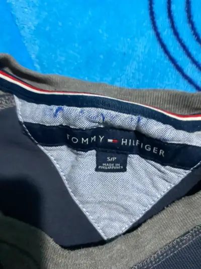 Polerón Tommy Hilfiger gris y azul para hombre - miniatura 2