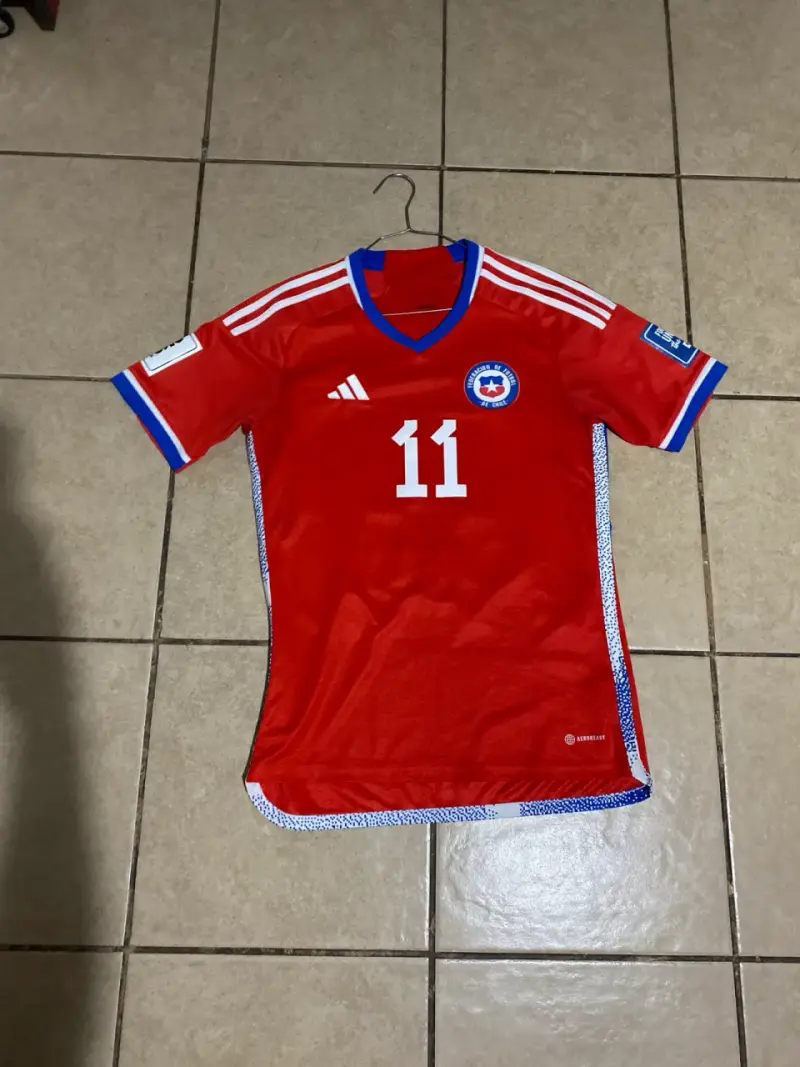 Camiseta Roja Selección Chile Número 11 - 1