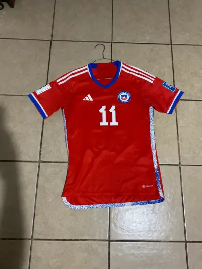 Camiseta Roja Selección Chile Número 11 - miniatura 1
