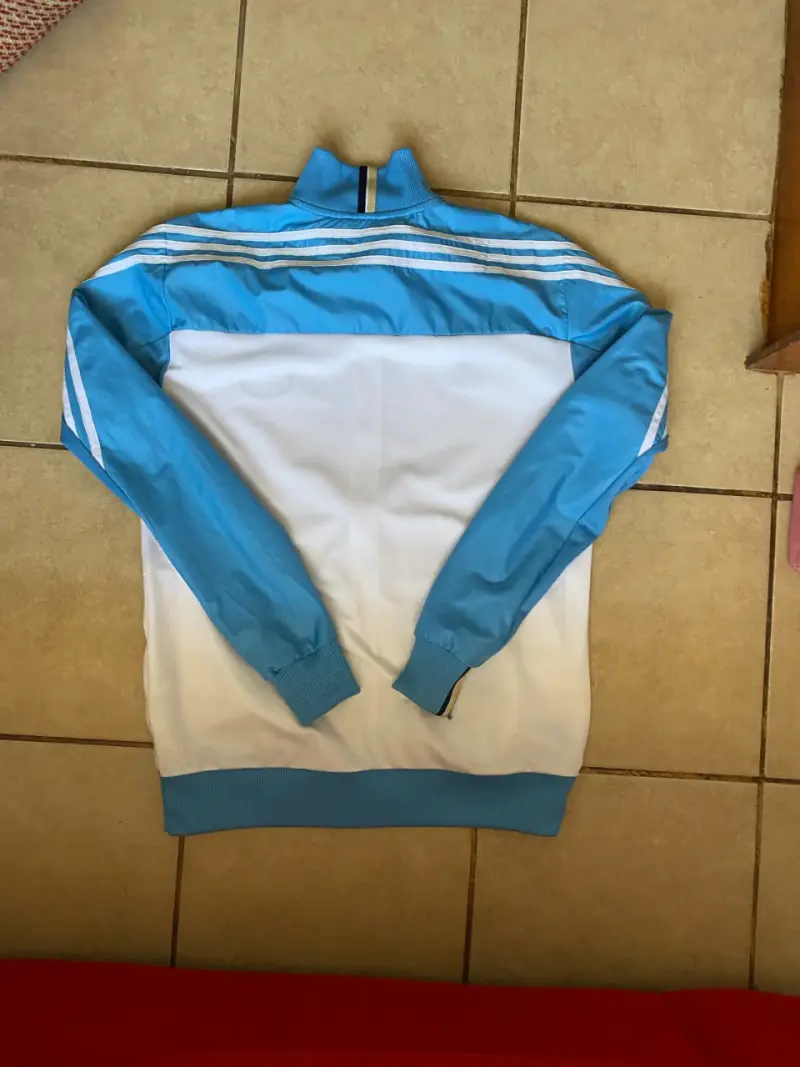 Chaqueta deportiva Adidas Argentina azul y blanca - 2