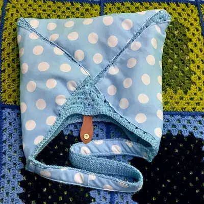 Bolso tejido a crochet celeste Margarita Vintage - miniatura 3