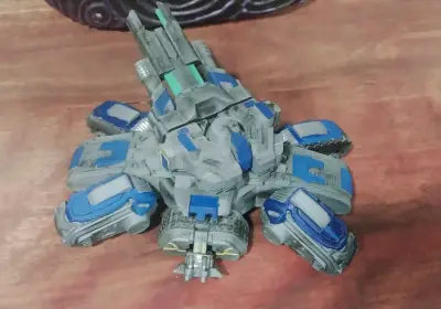 Figura de tanque terran starcraft articulado - miniatura 1