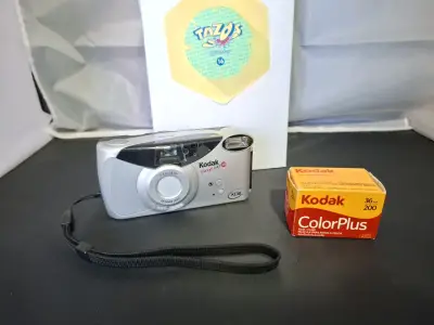 Cámara Kodak EasyLoad 35mm con rollo ColorPlus - miniatura 1