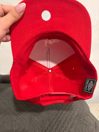 Gorra roja New Era 9Fifty ajustable - miniatura 2
