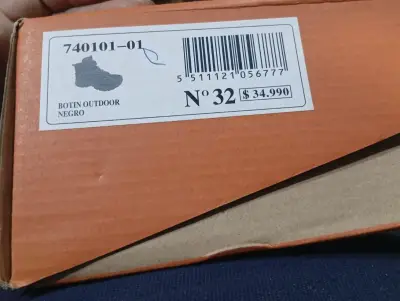 Botines negros para niños con velcro CKY - miniatura 3