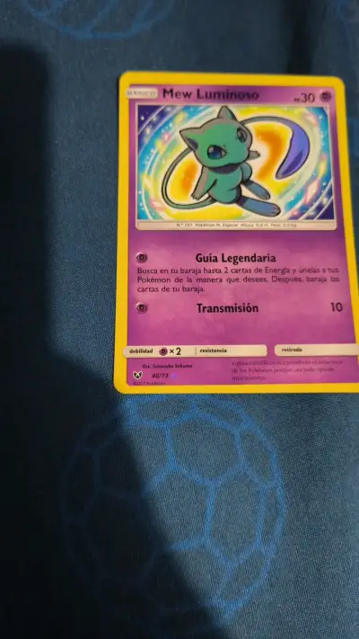 Carta Pokémon Mew Luminoso Holo Rara - miniatura 2