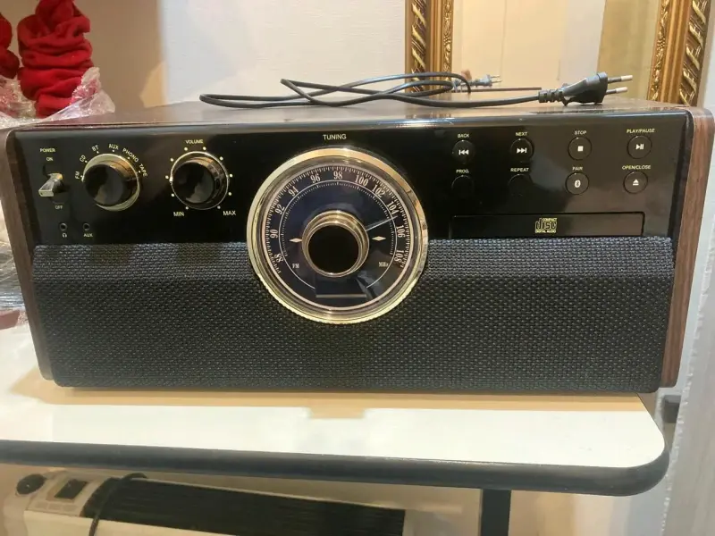 Tocadiscos retro con radio AM/FM y Bluetooth - 2
