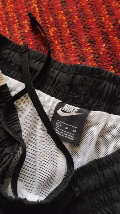 Buzo Nike cortaviento XL - miniatura 3