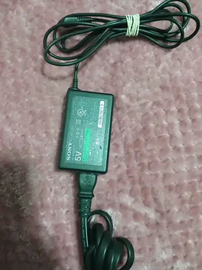 Adaptador de corriente Sony 5V para PSP - miniatura 2