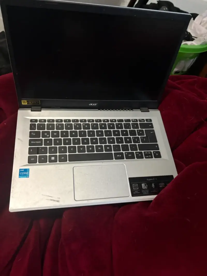 Laptop Acer Aspire 5 con Intel Core i5 - 2