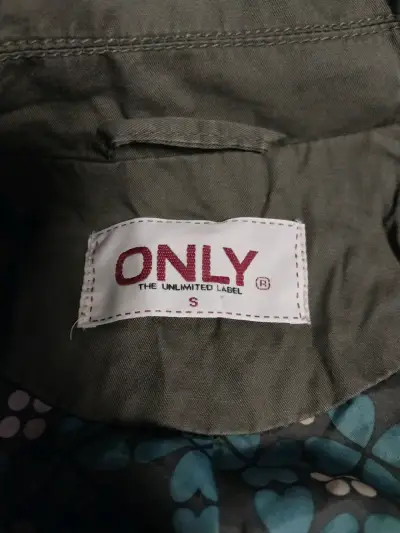 Chaqueta verde militar con bolsillos Only - miniatura 3