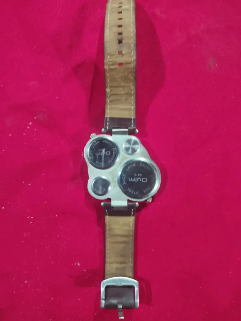 Reloj de pulsera multi-esfera Bulm con brújula - 2