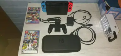 Consola Nintendo Switch con juegos y accesorios - miniatura 2