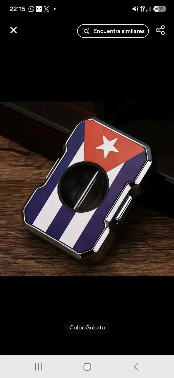 Encendedor con diseño de bandera cubana