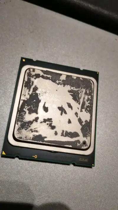 Procesador Intel Xeon E5-2680 2.80GHz usado - miniatura 1