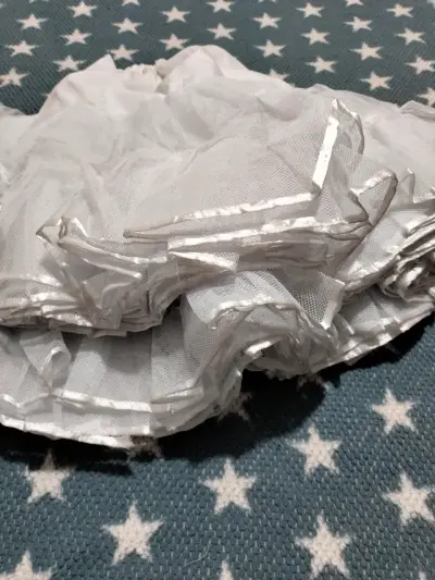 Vestido de huasa y falso - miniatura 1