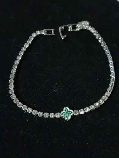 Pulsera de cristales con diseño elegante - miniatura 3