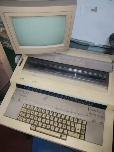 Computador retro Xerox 6025 con monitor - miniatura 3