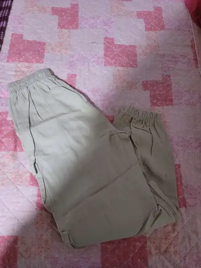 Pantalones cargo beige, de hombre. - miniatura 2