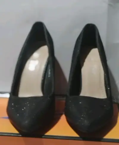 Zapatos de Tacón Alto Negros y Plateados para Mujer - miniatura 1