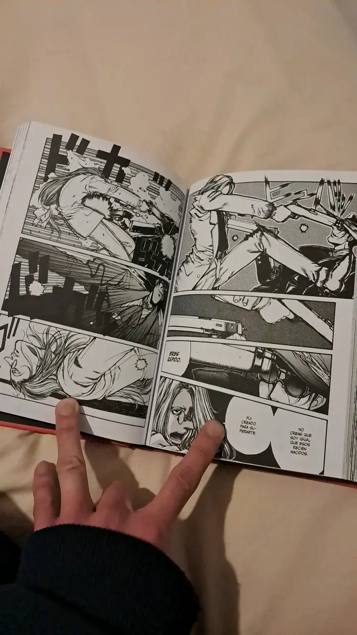 Manga Hellsing Edición Coleccionista Volumen 1 - 5