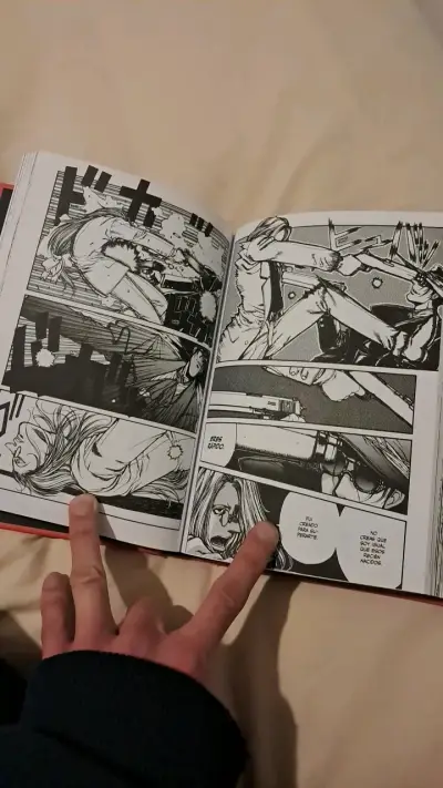 Manga Hellsing Edición Coleccionista Volumen 1 - miniatura 5