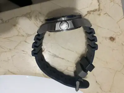 Reloj de Buceo Victorinox Profesional Antimagnético - miniatura 2