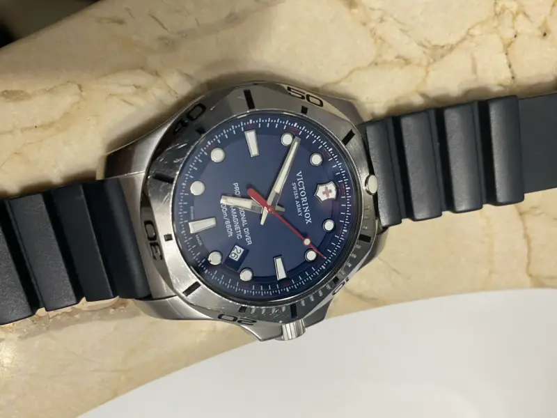 Reloj de Buceo Victorinox Profesional Antimagnético - 3