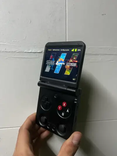 Consola portatil Miyoo Flip V2 - miniatura 3