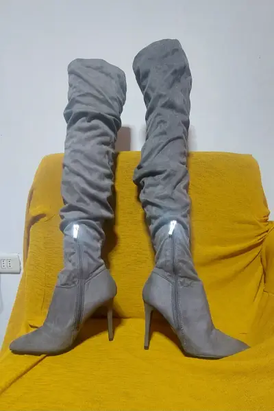 Botas altas de tacón gris para mujer - miniatura 1