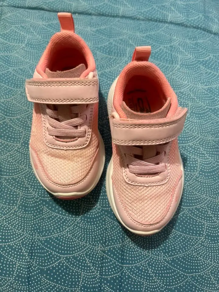 Zapatillas deportivas rosadas para niña CZA - 2