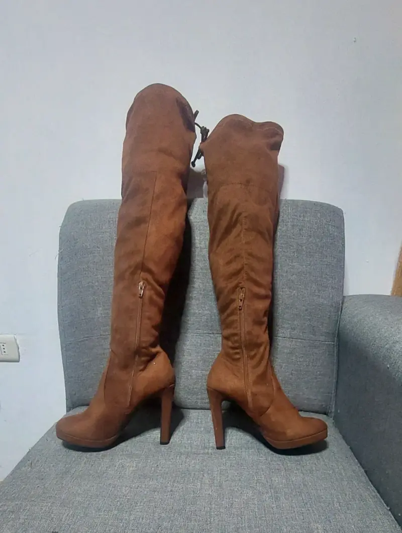 Botas altas de tacón marrón para mujer - 2